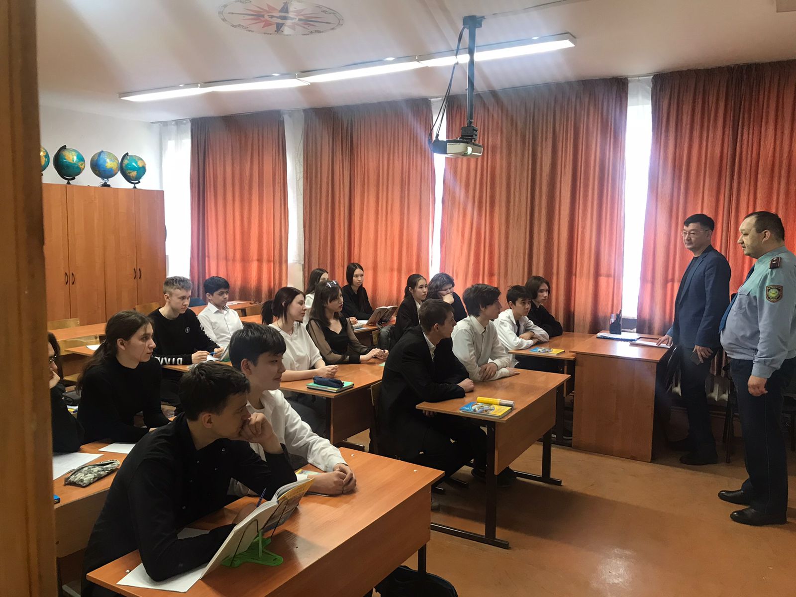 Профилактические беседы с учащимися 7-9 классов